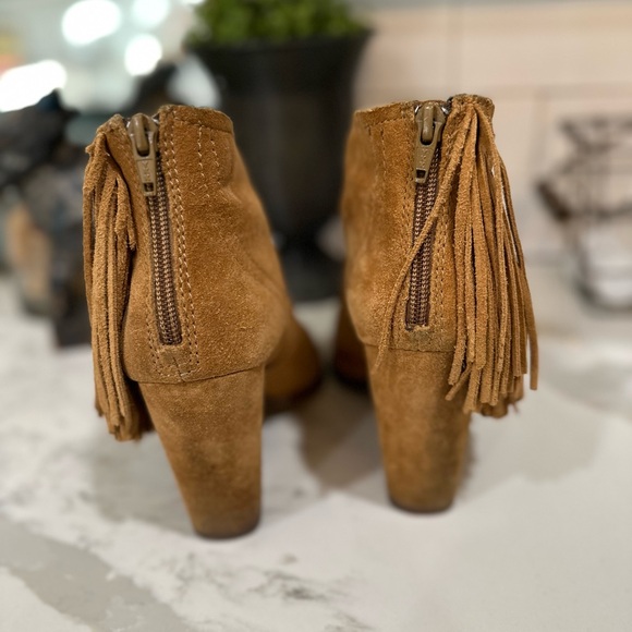 Open Toe fringed booties - Picture 3 of 4